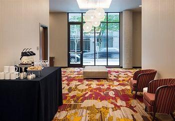 By Marriott Downtown/pearl District Portland