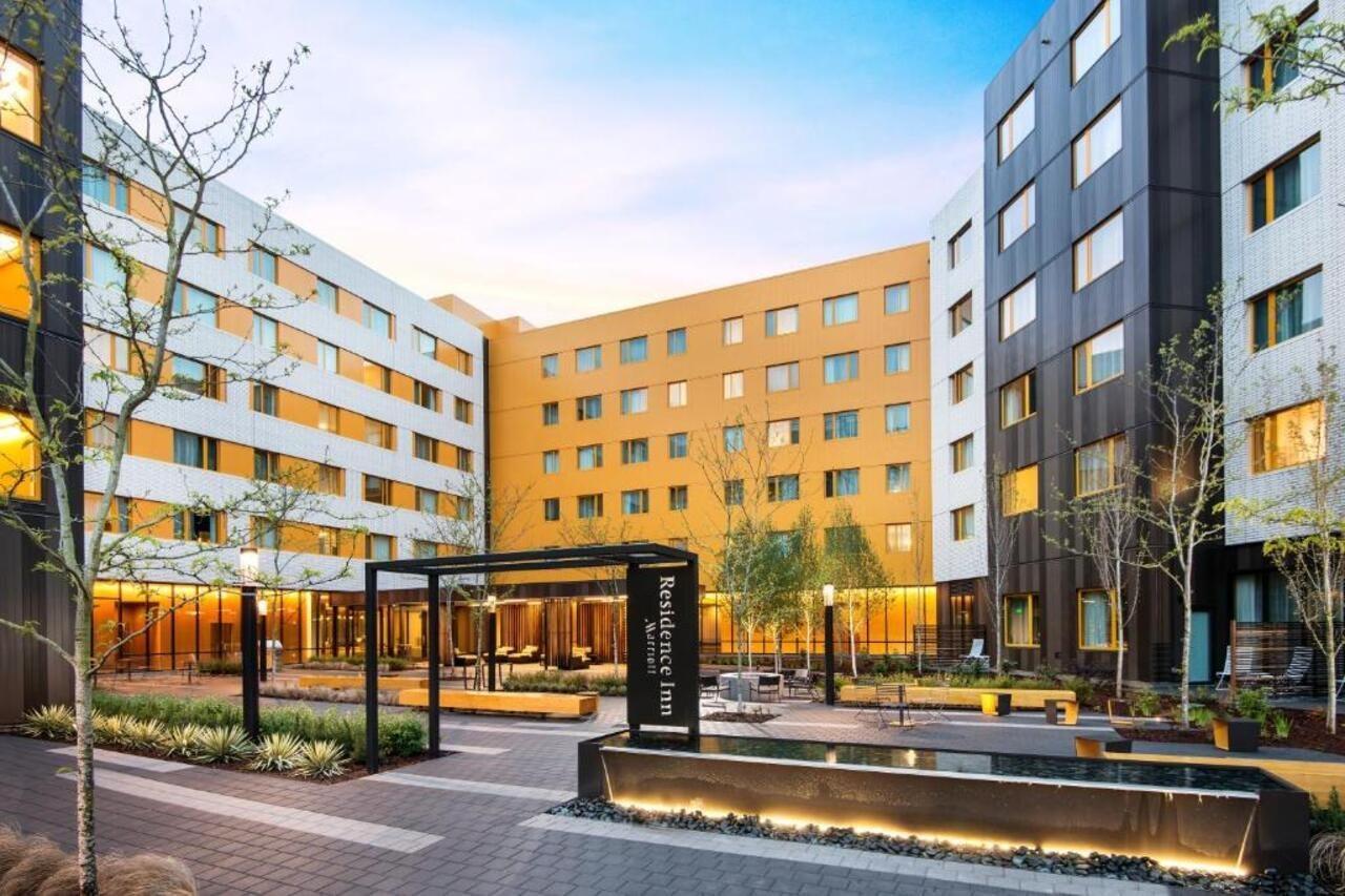 By Marriott Downtown/pearl District Portland
