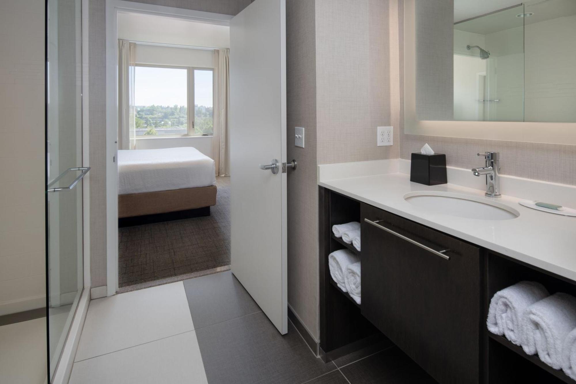 Hotel By Marriott Downtown/pearl District Portland