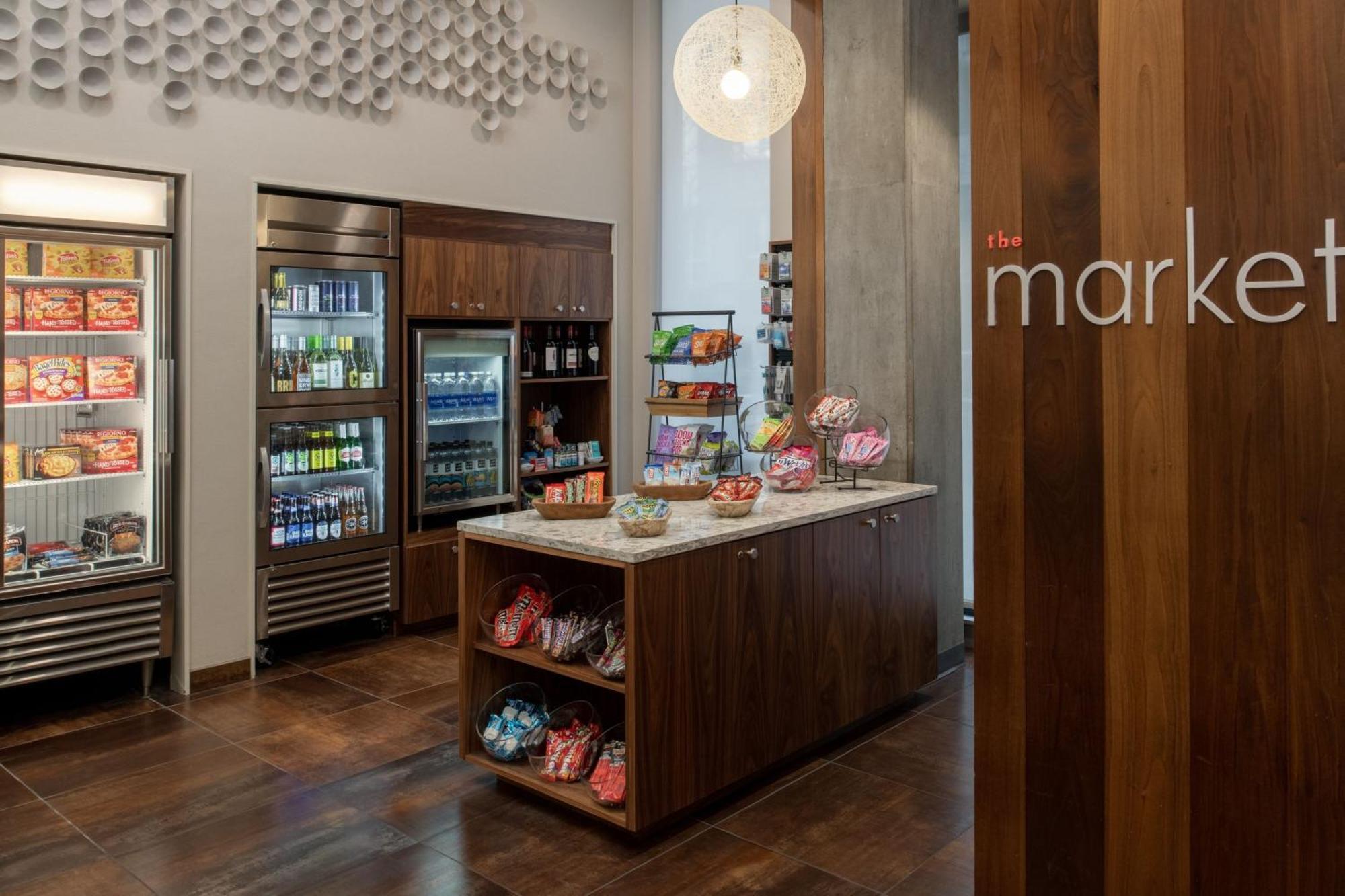 Hotel By Marriott Downtown/pearl District 3*