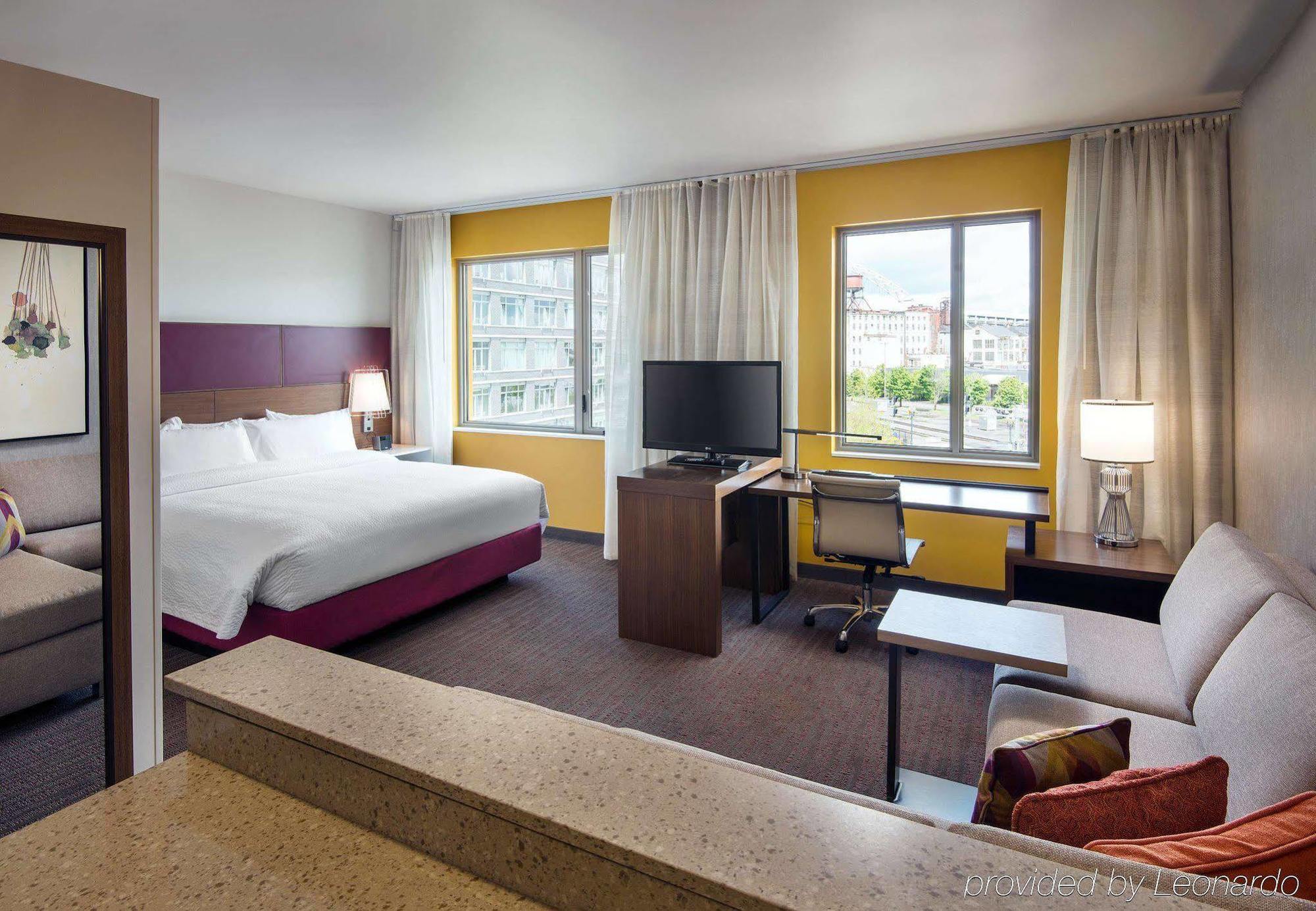 By Marriott Downtown/pearl District