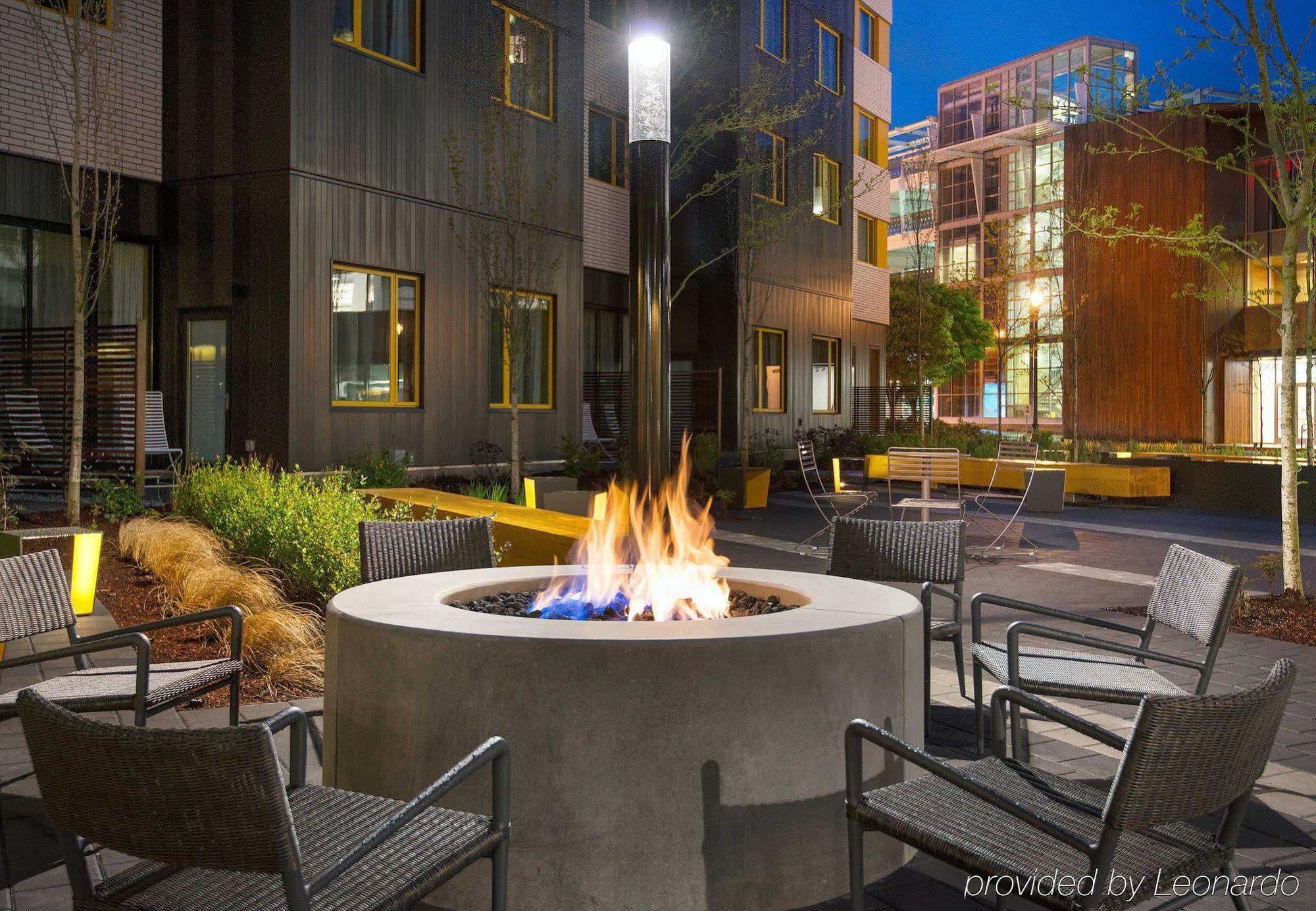 By Marriott Downtown/pearl District 3*